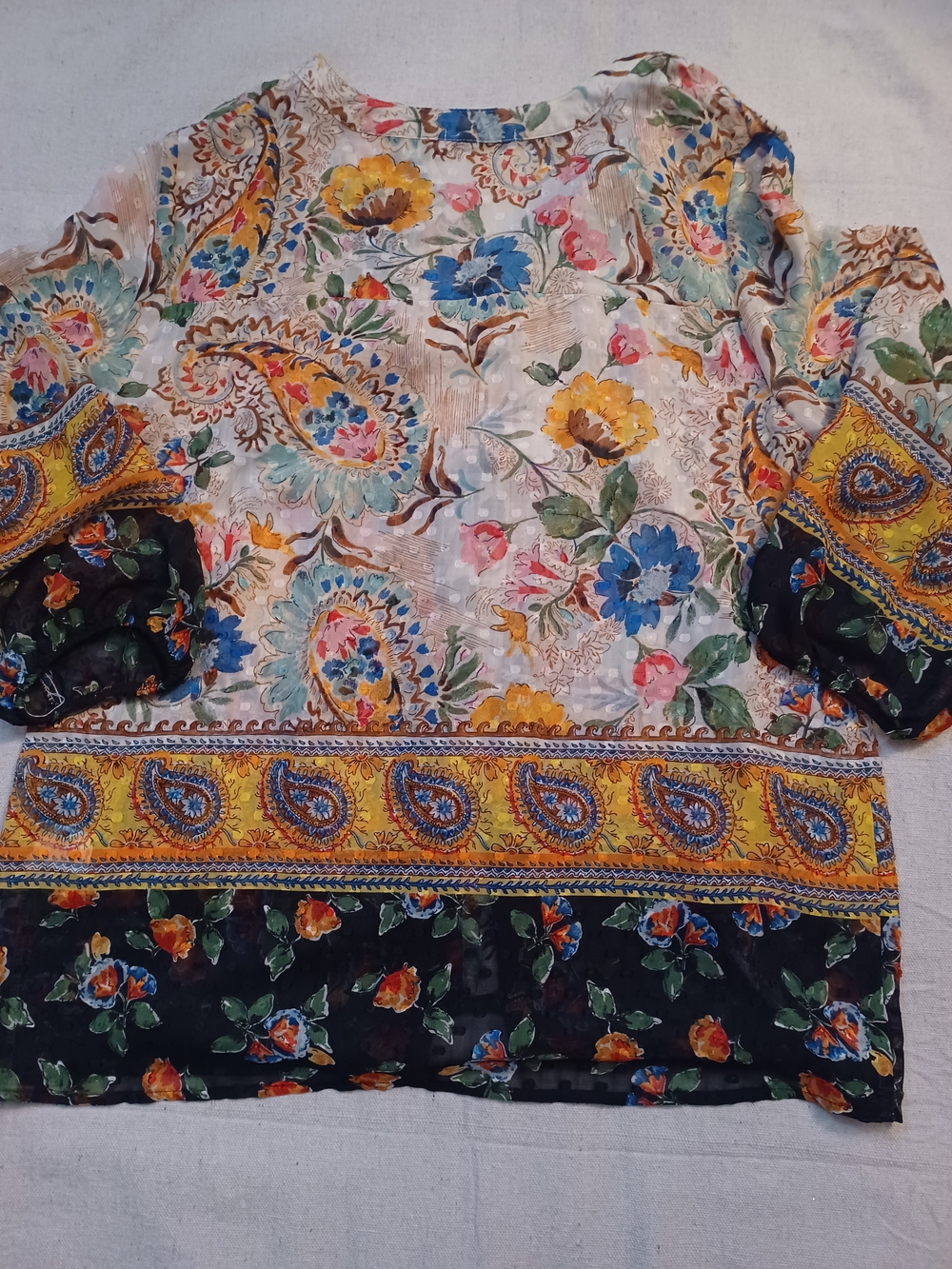 Figueroa & Flower Sheer Floral Button-Front Blouse Women's Size Medium - Picture 7 of 9